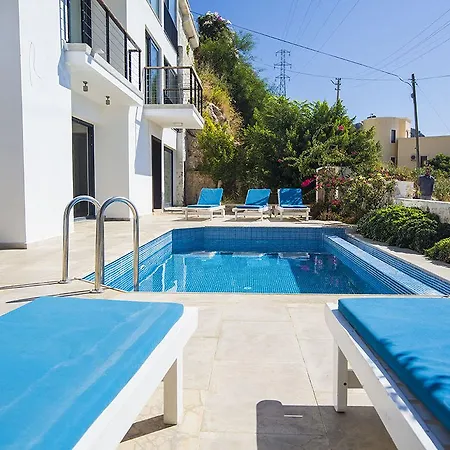 Alba Vila Kalkan